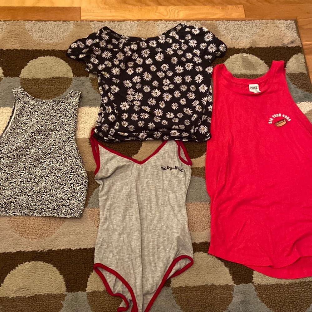 BUNDLE OF NAME BRANDS TOPS